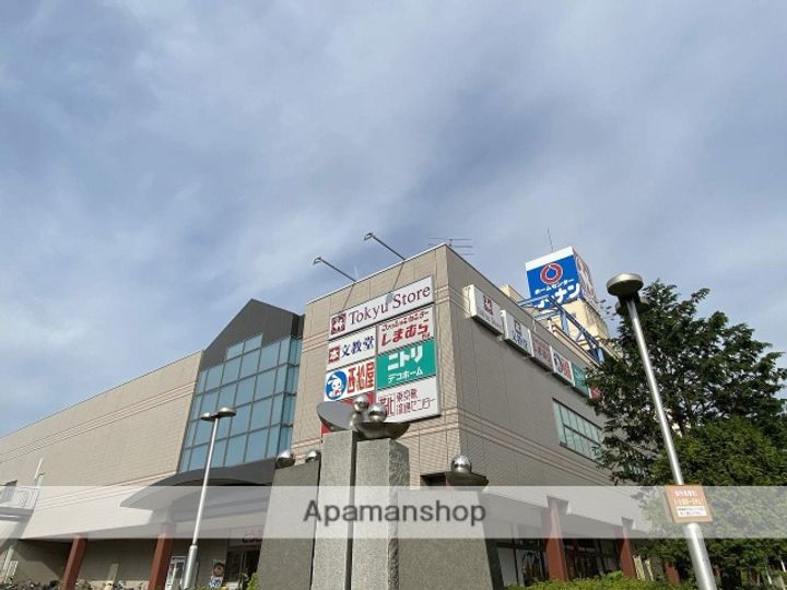 スプルースⅣC棟の周辺