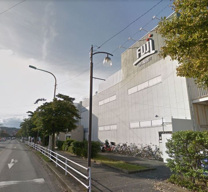 エスポワールいずみの周辺