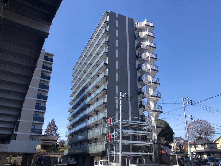 エヌステージ秦野駅前の外観