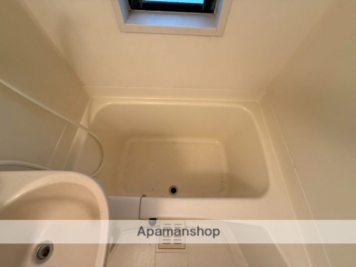 ピュアコートSANADAの風呂