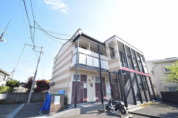 レオパレススコッツ カークIIの外観