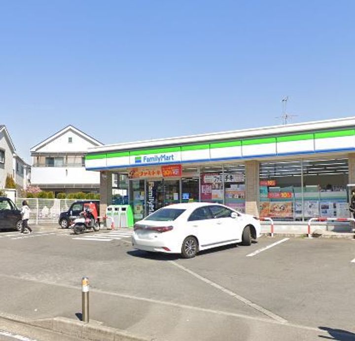 レオパレススコッツ カークIIの周辺