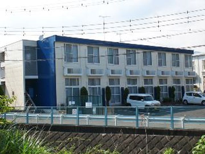 レオパレスネイティブの外観