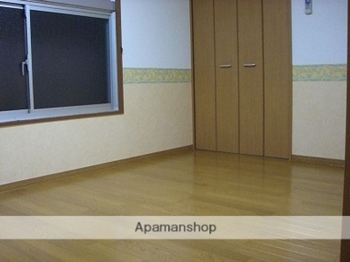 大金ビルの居間