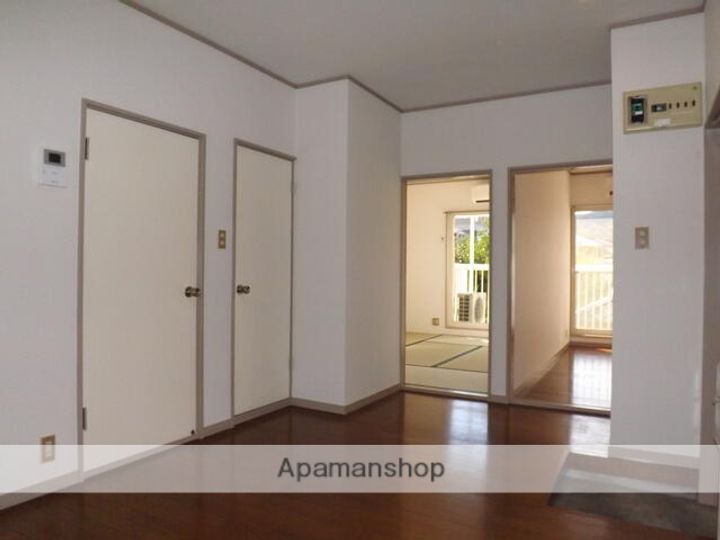 センチュリーヒルズの玄関