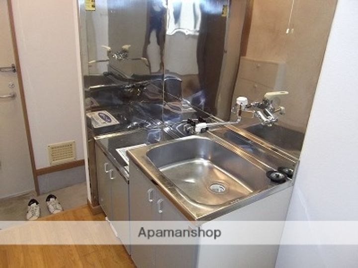 スクエアコートのキッチン