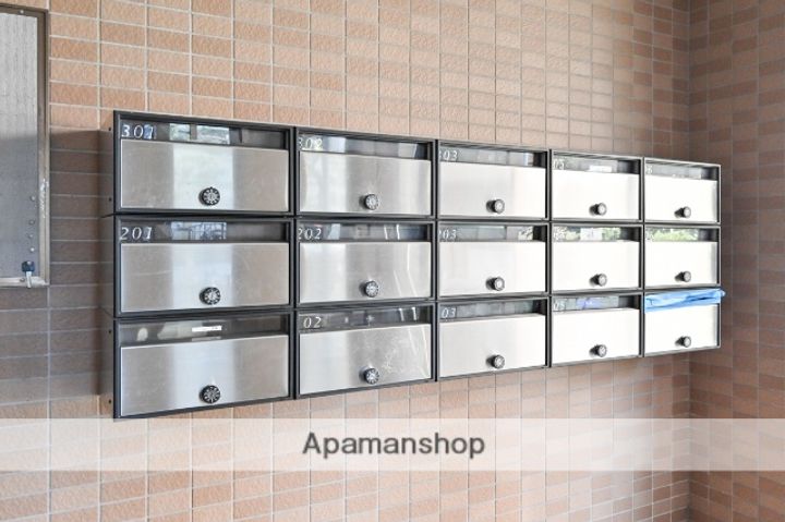 神奈川県平塚市桃浜町の賃貸マンションの外観