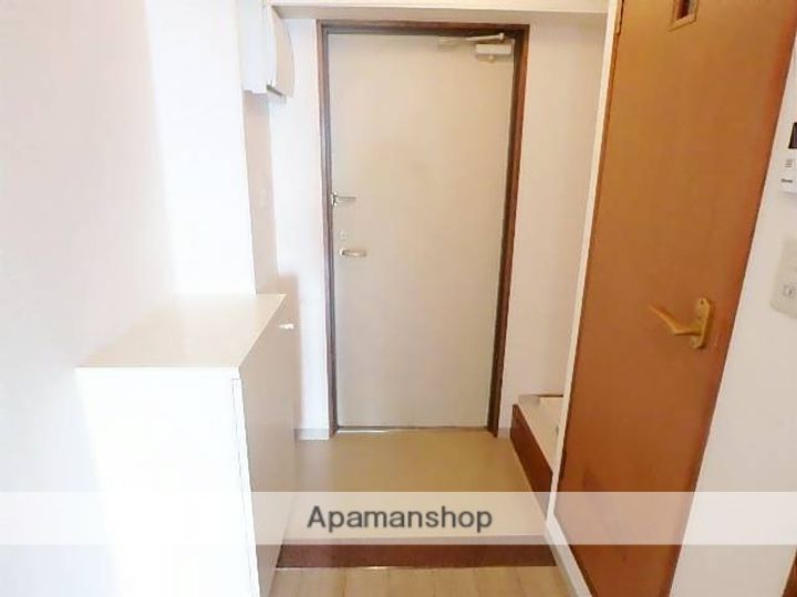 グランコンフォール三田の玄関