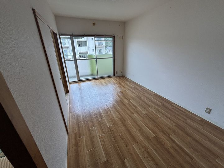 府川マンションの内装