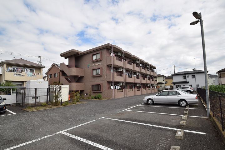 ヴィンヤード望月202の外観