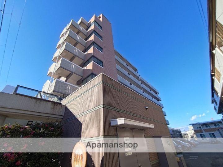 神奈川県平塚市四之宮6丁目の賃貸マンションの外観