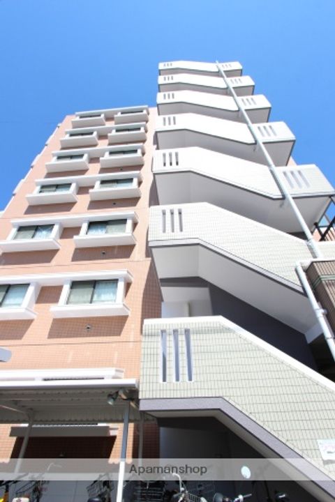 神奈川県平塚市四之宮6丁目の賃貸マンションの外観