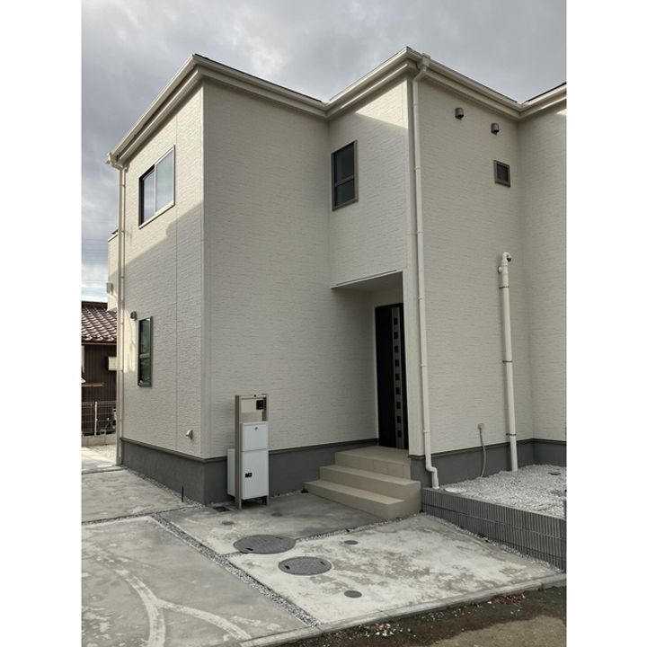神奈川県藤沢市用田(一戸建)の賃貸物件の外観