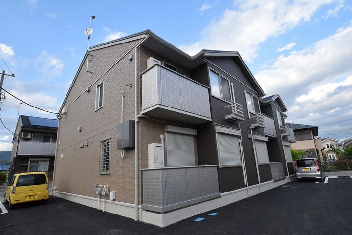 ファミール Aの外観