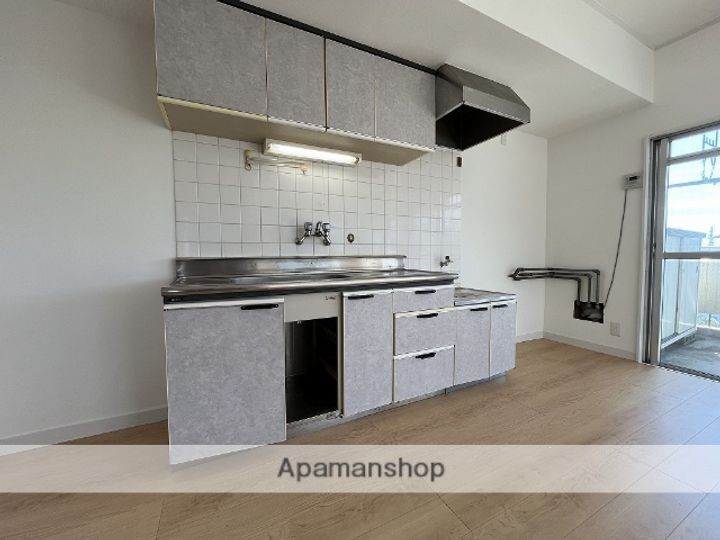 ロッキーホーム塚原のキッチン