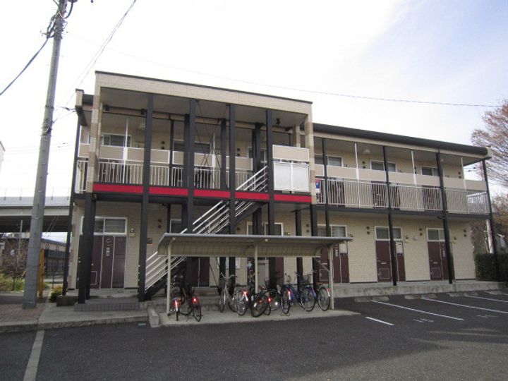 レオパレスつつみⅡの外観