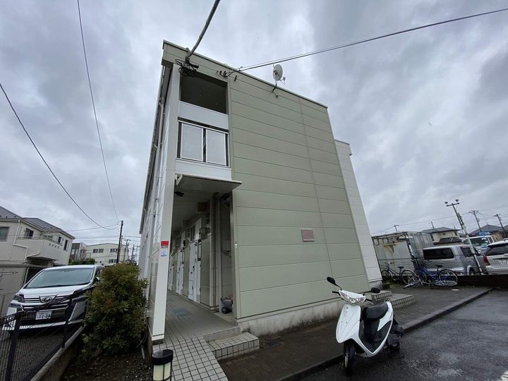 レオパレスシャルムの外観