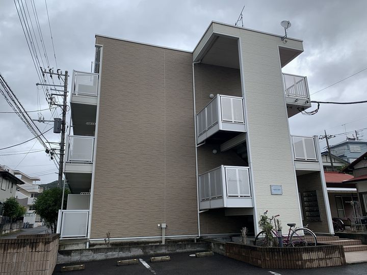レオパレスアルカディア北矢名の外観