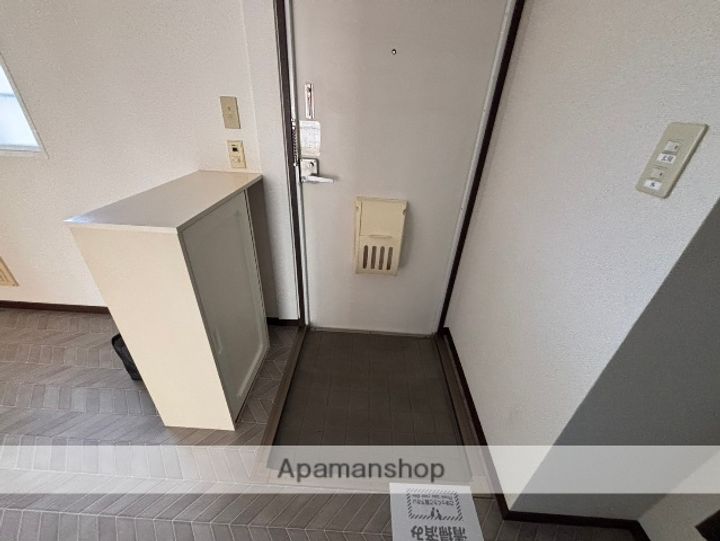 サンシティ寿美の玄関