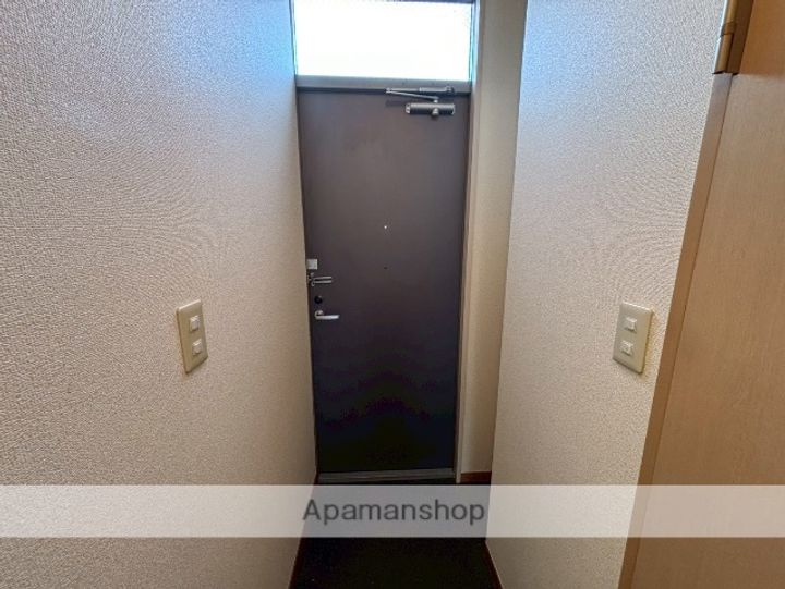 カワセミの玄関