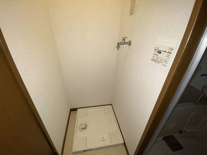 アンプルール 湘南ヒルズの内装