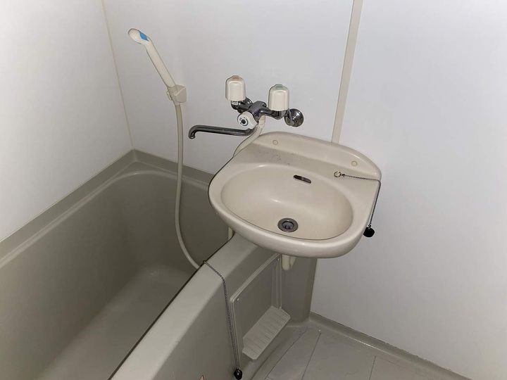 アンプルール 湘南ヒルズの内装