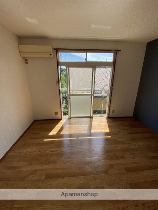 メゾン田中の居間