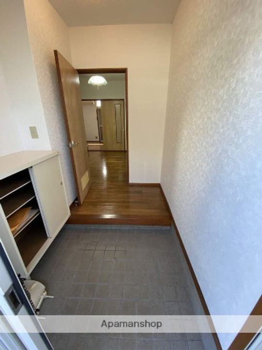 メゾン田中の玄関