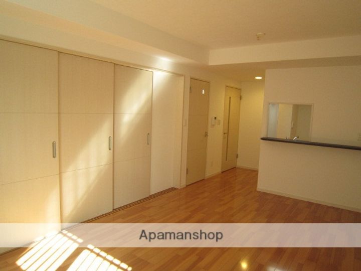 CUBE川名126の居間