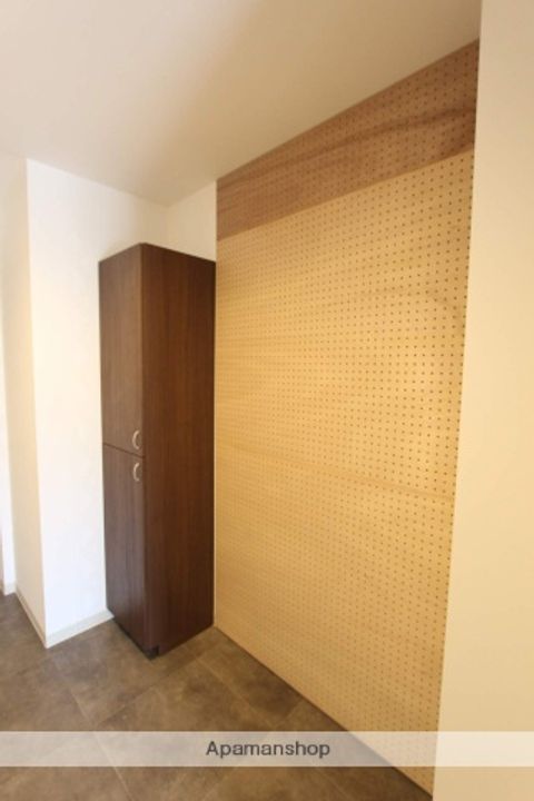 プロシード1045館の玄関