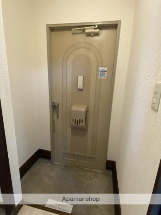 スプルースⅣの玄関