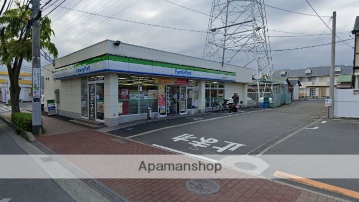 マーメゾンの周辺