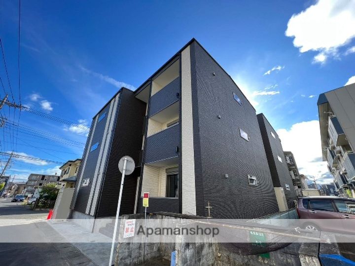 ジーメゾン東成瀬イーストの外観