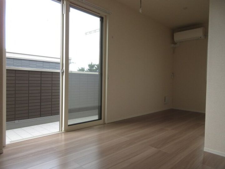 フレシア鵠沼海岸の居間