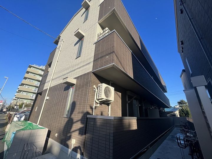 フレシア鵠沼海岸の外観