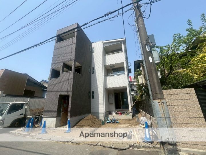 神奈川県藤沢市鵠沼藤が谷1丁目の賃貸アパートの外観