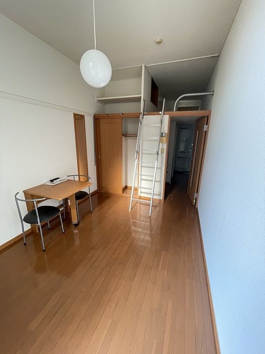 レオパレスリバーサイドの内装