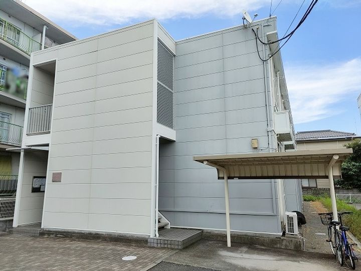 レオパレスアイム107の外観