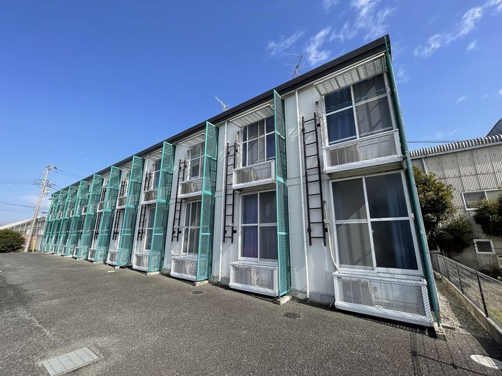 レオパレスプェルタ・デル・ソルの外観