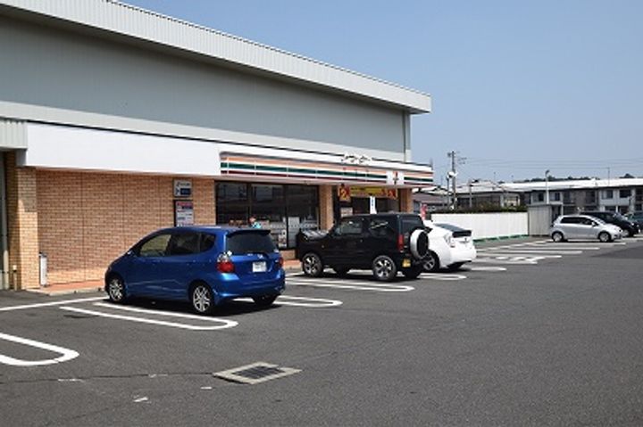 レオパレスアユウの周辺