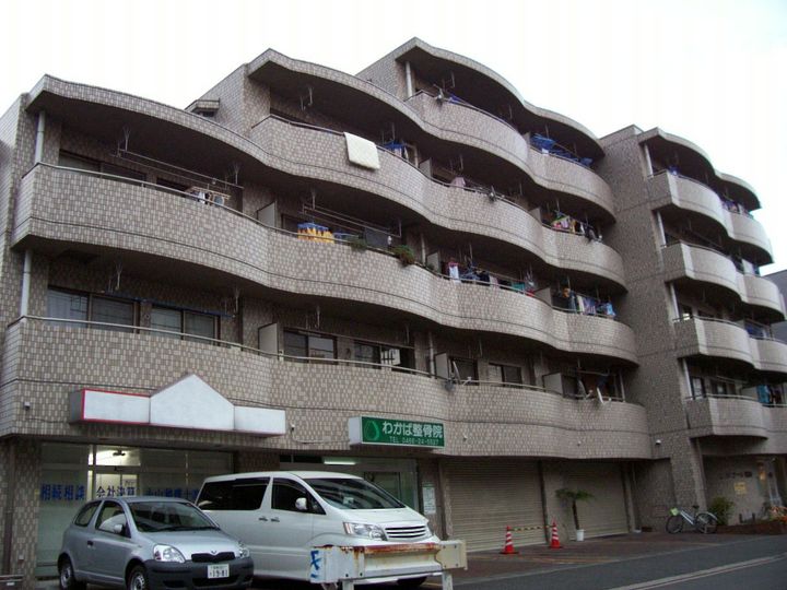 レポサール弥勒寺308の外観