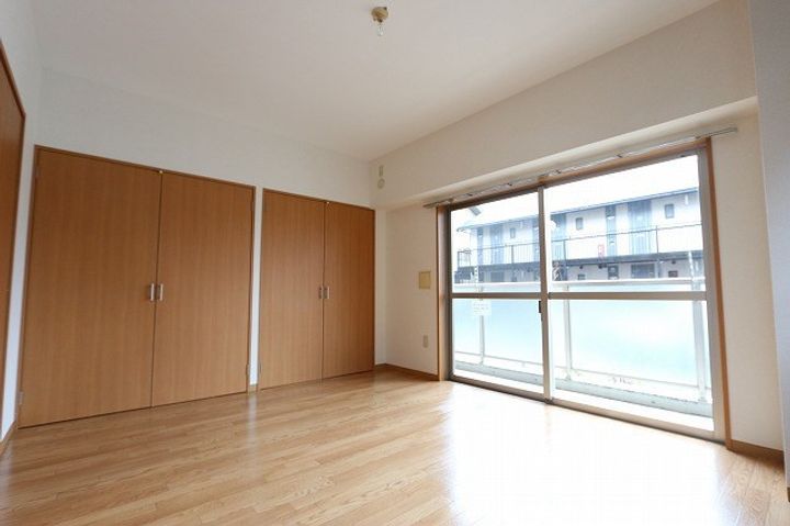 芦谷の杜の居間