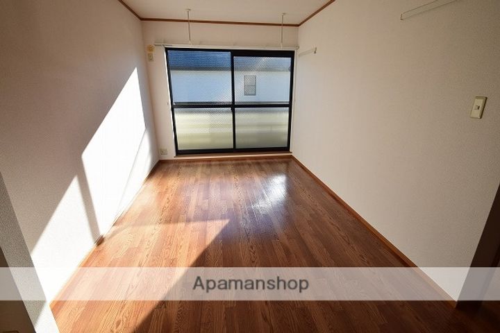 TRIPLETの内装