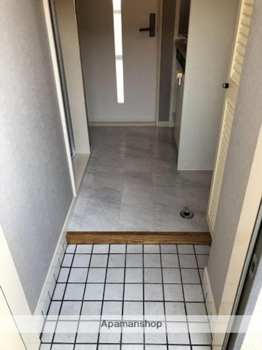 ジュネパレス茅ヶ崎第9の玄関