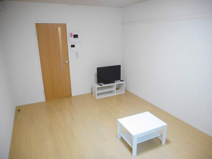 クレイノ郁のその他画像