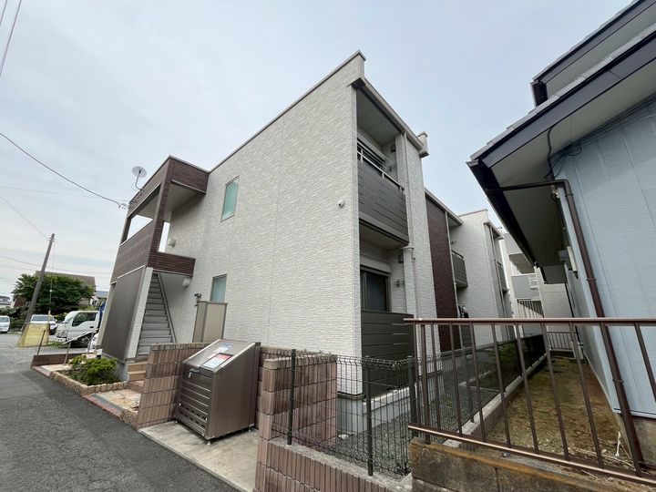 クレイノ郁の外観