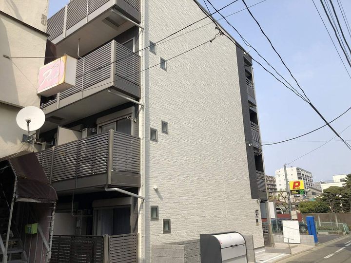 クレイノソラーレ平塚の外観