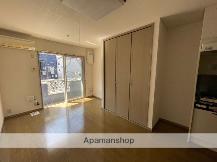 ロワール湘南Fの居間