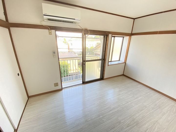 アルテメゾンの居間