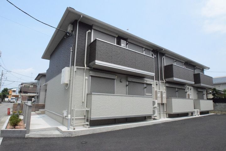 ジュネスIIの外観